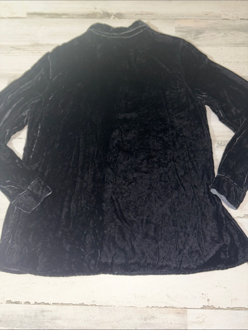 CP Shades Black Joss Velvet Button-Front Tunic Size Medium - Picture 5 of 9